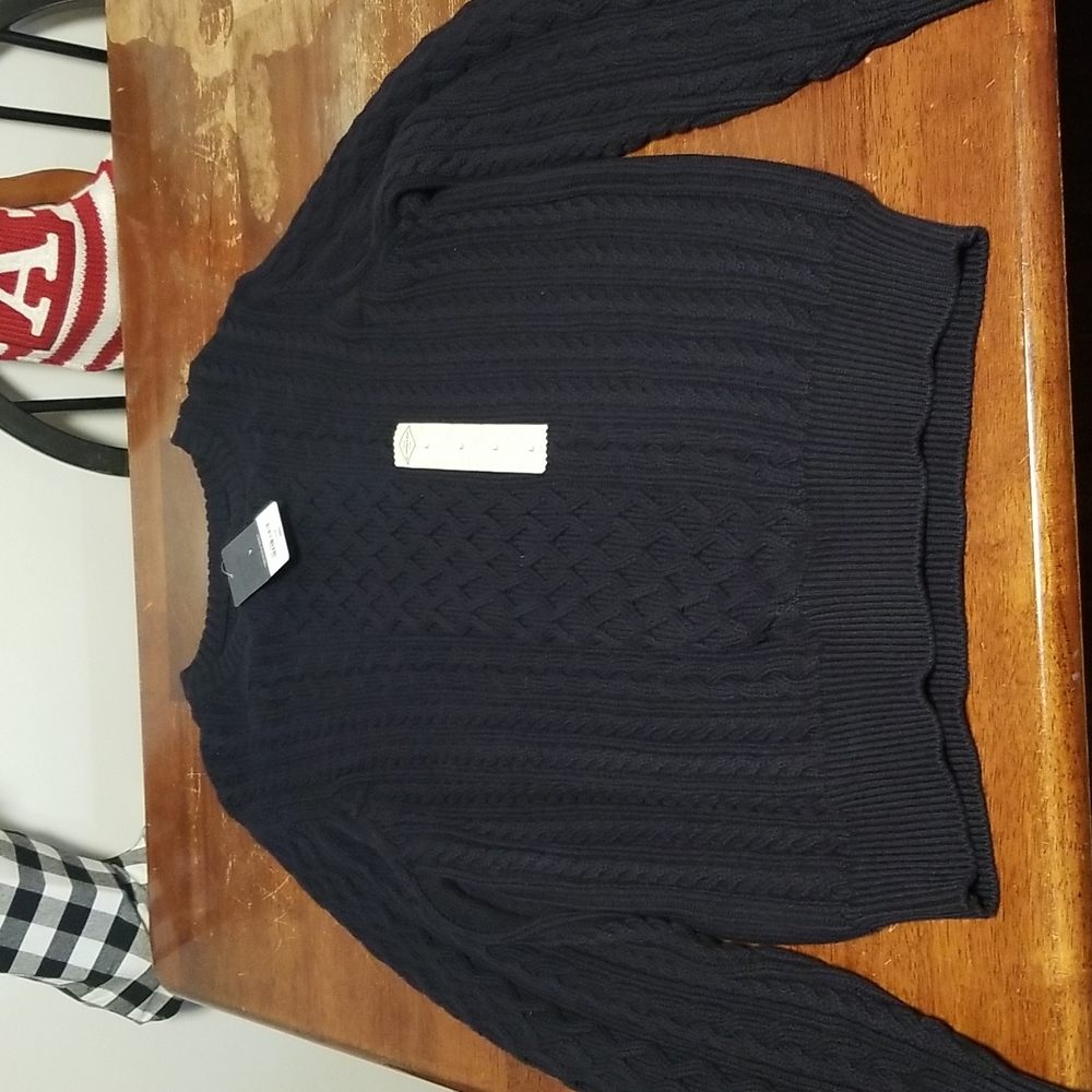 St John's Bay Sweater - Picture 1 of 6